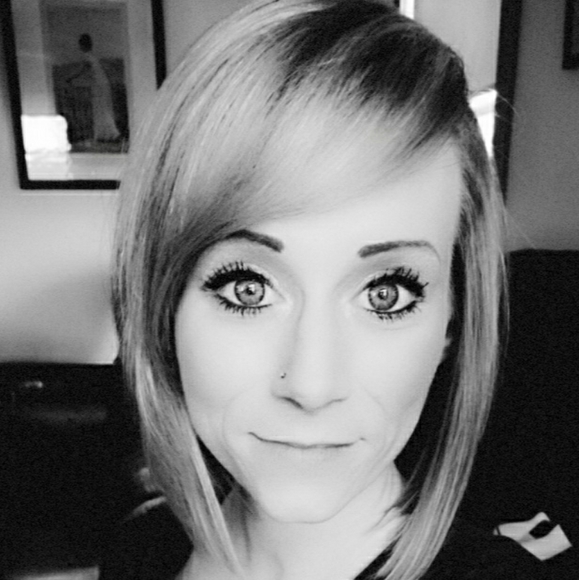 Meet your Posher, Rachel - Picture 1 of 1